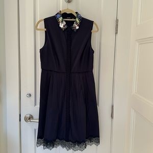 Elie Tahari navy dress w/ embellished (removeable) collar & lace detail; size 6